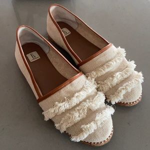 Ellen Degeneres Fringe Espadrille Slip On 9.5